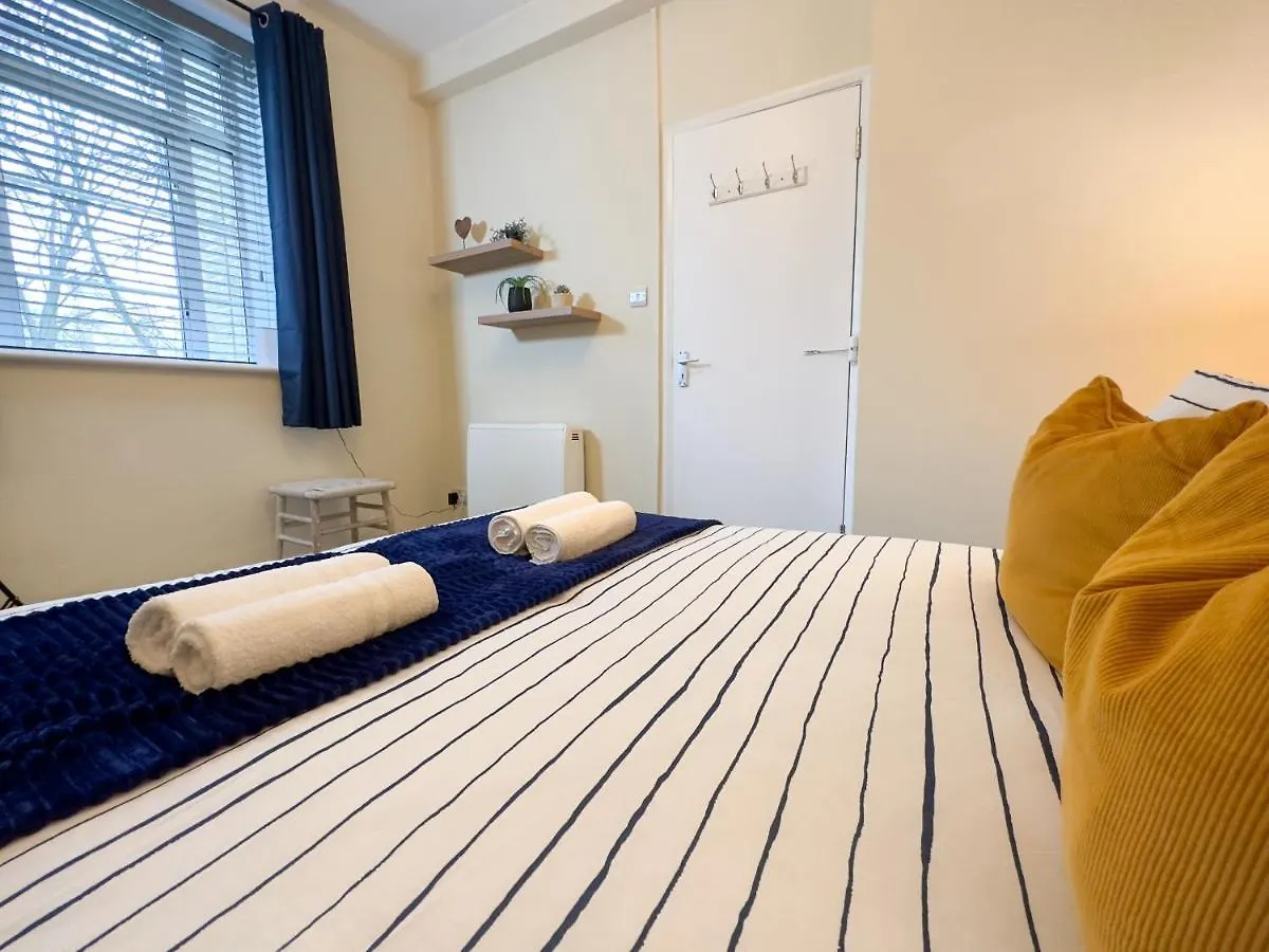 Spacious Apartment - Double And Sofa Bed - Wonderful Pavilion Views Brighton 0*,  United Kingdom