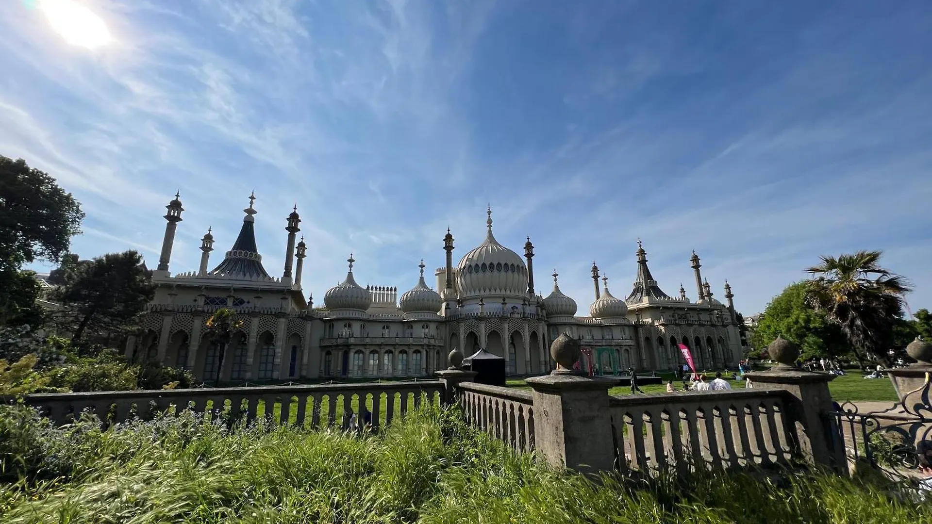 Spacious Apartment - Double And Sofa Bed - Wonderful Pavilion Views Brighton