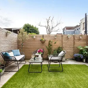 Holiday home Newly Renovated Victorian House With Free Parking, Brighton
