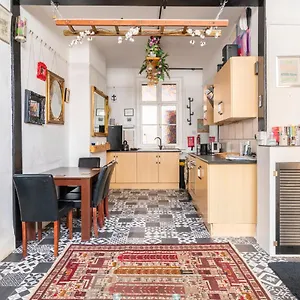 Apartment Hideaway In The Centre Of, Brighton